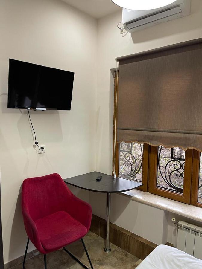 Yerevan Guest House Bagian luar foto