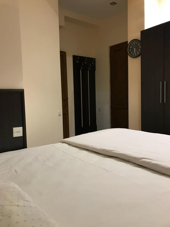 Yerevan Guest House Bagian luar foto